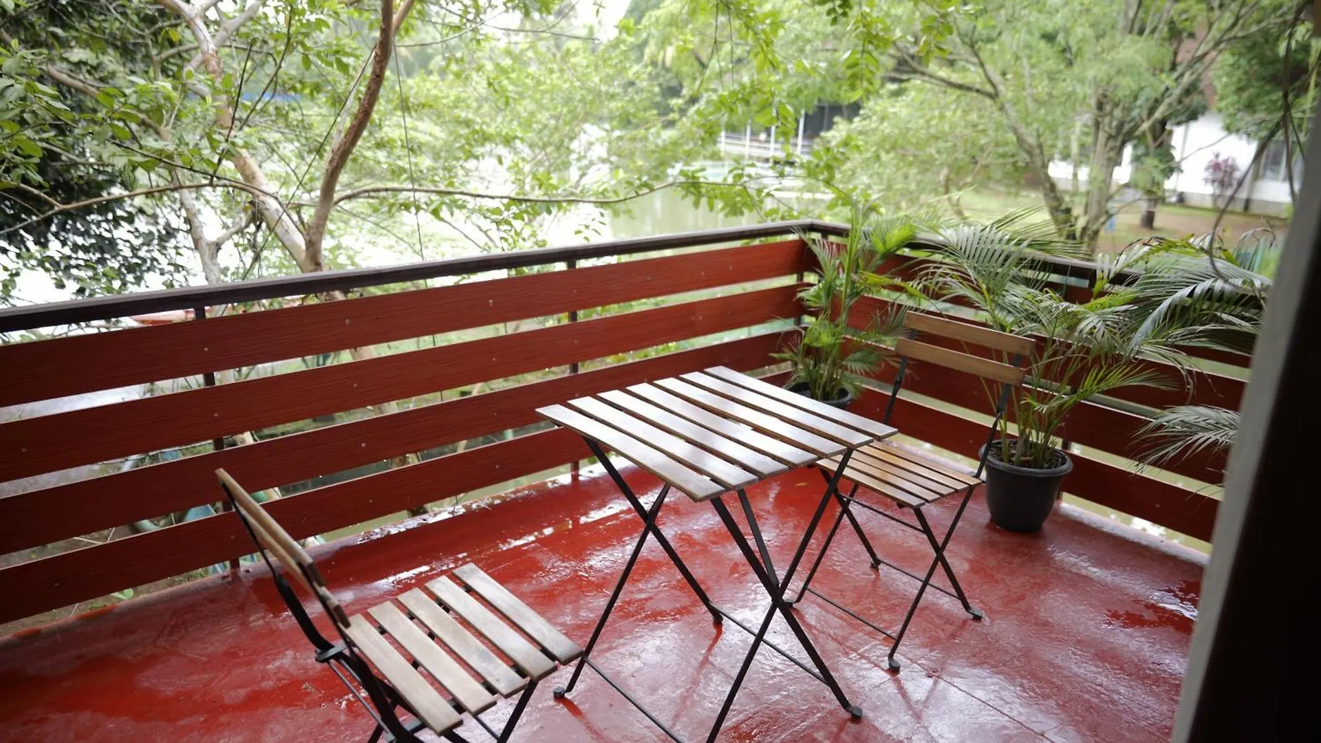 Chirpingnest Villa Kumarakom